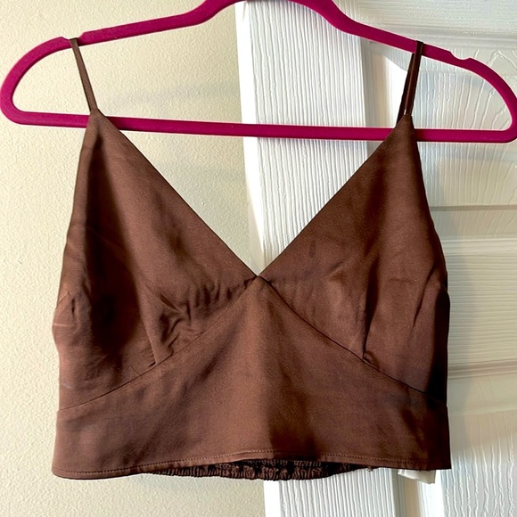Abercrombie & Fitch Tops - Abercrombie & Fitch Medium satin crop with flaw Second Hand